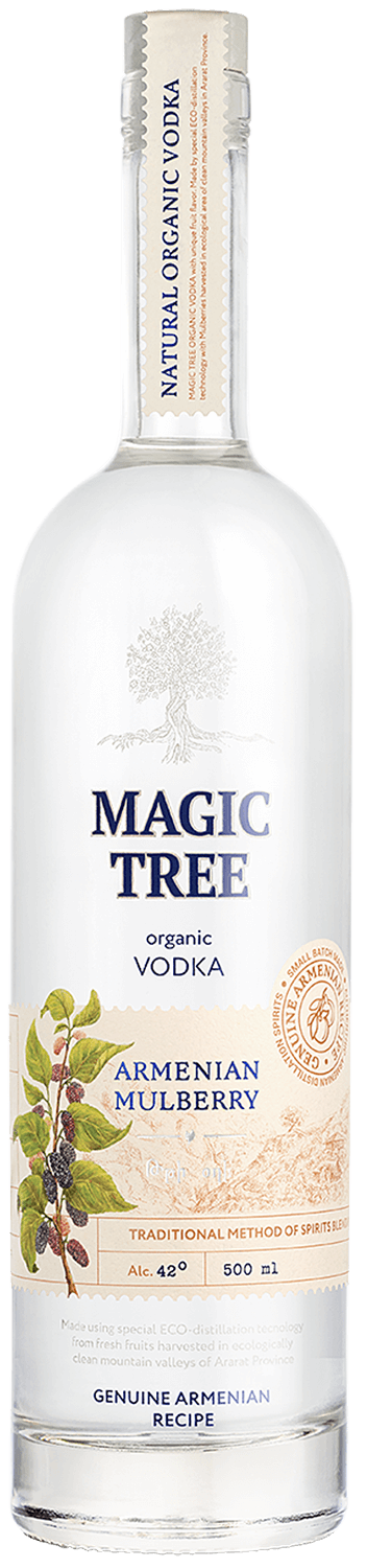 Мэджик Три Тутовая Водка Арегак 0.5 л