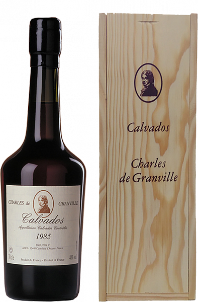 Charles de Granville 1985 Calvados AOC (gift box), 0.7 л